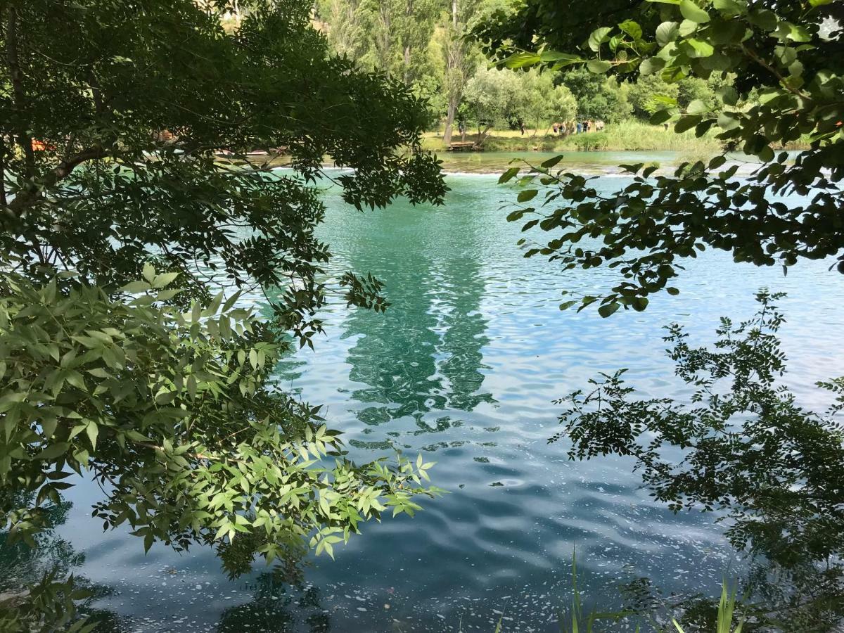 River huts Zrmanja Obrovac Exterior foto
